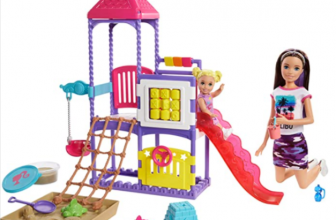 Barbie GHV89 Skipper Babysitters inkl Spielplatz und Puppen Spielset zum Babysitter spielen fuer Kinder ab 3 Jahren Amazon de Spielzeug