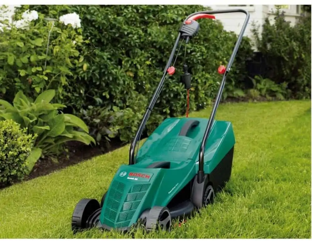 Bosch ARM 32 Elektrorasenmäher für 58,99€ statt 79,90€