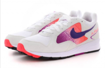 nike W NIKE AIR SKYLON II WHITE COURT PURPLE SOLAR RED bei KICKZ com