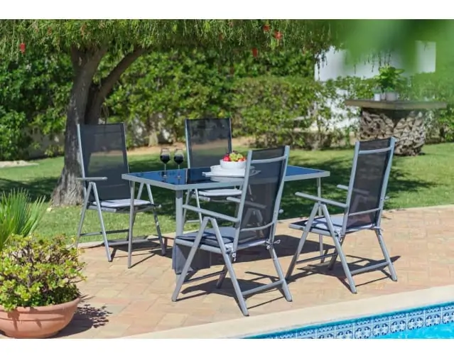 5-tlg. Patio Tischgruppe für 204,99€ inkl. Versand (Abholung 159,99€) statt 245€