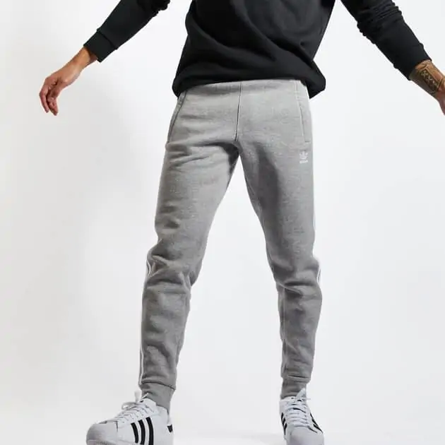 adidas Originals Jogginghose „Adicolor Classics“ [Gr. XS bis XL] für 39,99€ inkl. Versand statt 59,50€