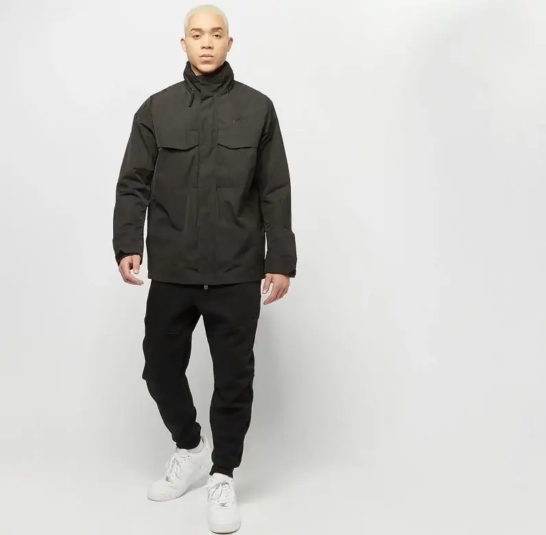 Nike Sportswear Men’s Hooded M65 Jacket [Gr. S bis XL] für 70€ inkl. Versand statt 100€