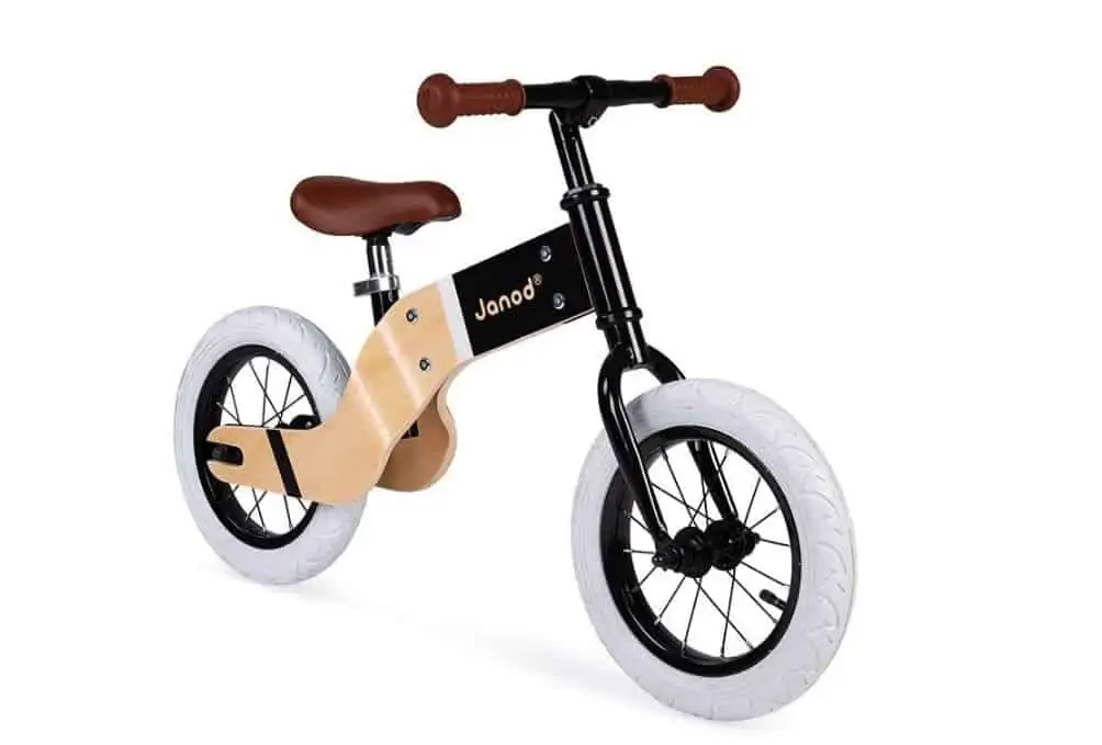 Janod Laufrad Deluxe (Holz/Metall, aufblasbare Reifen, Sitzhöhe 38-46 cm, Farbe natur/schwarz) für 58,79 € inkl. Versand (statt 78,61 €)