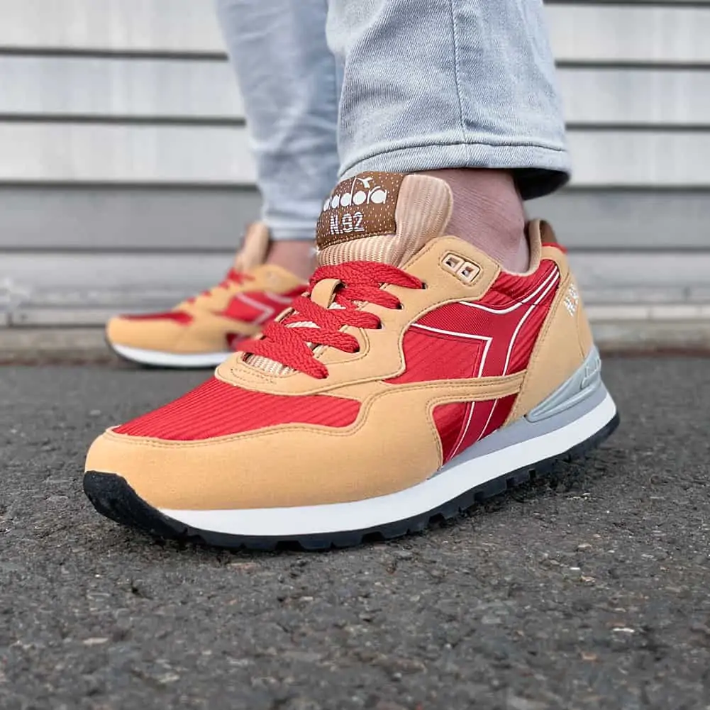 DIADORA N.92 II Sneaker (Gr. 39 – 46) für 39,30€ inkl. Versand statt 52,38€