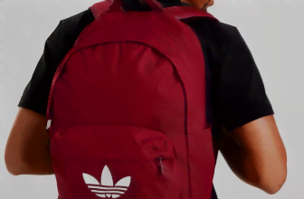 Adidas Classic Rucksack in Rot e1622923649639