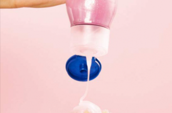 NIVEA Nature Fresh Pflegedusche Himbeere 300 ml sanft reinigendes Duschgel mit einer Formel ohne Mikroplastik vegane Duschpflege mit fruchtigem Duft Amazon de Beauty