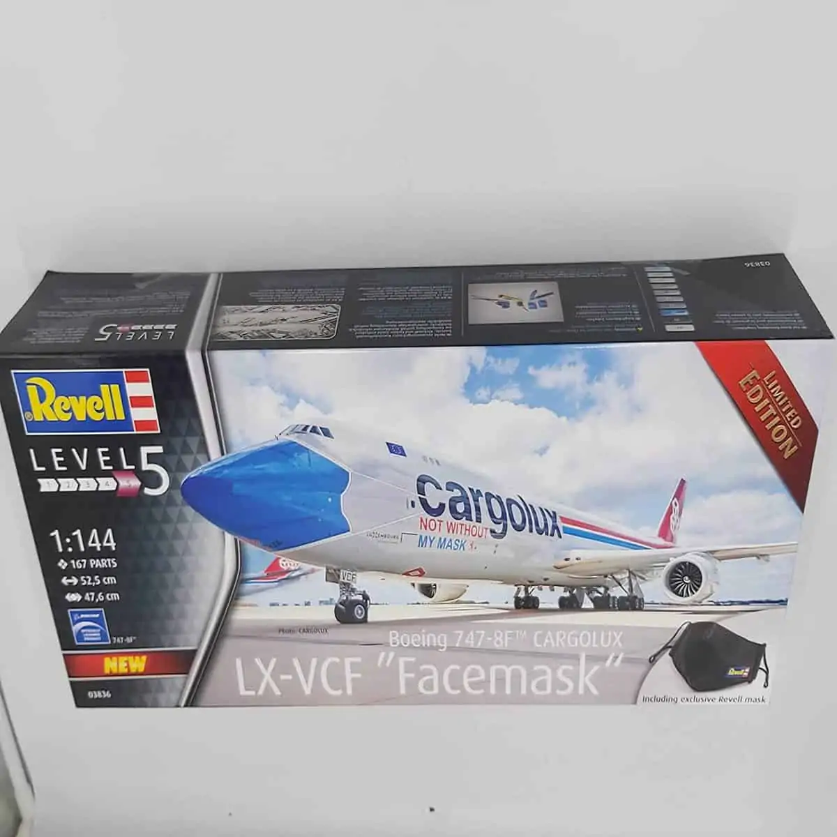 Revell 03836 Edition Boeing 747-8F CARGOLUX LX-VCF + gratis Mundschutz für 29,80€ inkl. Versand statt 32,52€