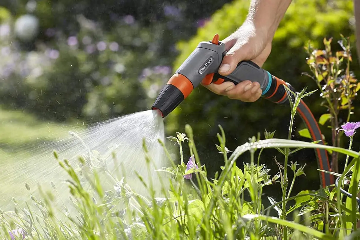 Gardena Comfort Reinigungsspritze (18303-20) für 9,99€ [Prime] statt 14,94€