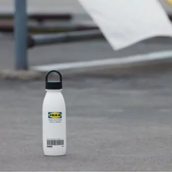 Gratis: EFTERTRÄDA Trink Flasche zwischen 10 und 17 Uhr (IKEA)