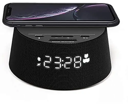 PHILIPS digitale-Wecker TAPR702 (Sleep Timer, USB-Anschluss, Qi-Ladepad und Bluetooth-Lautsprecher) für 14,94 € inkl. Versand statt 46,97 €