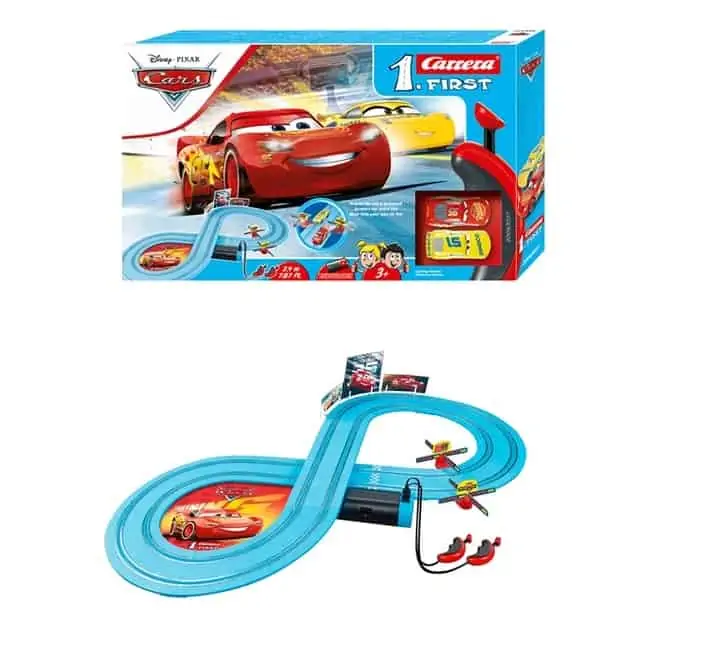 Carrera DISNEY Cars 3 Auto-Rennbahn Carrera First – Race of Friends für 19,48 € inkl. Versand statt 25,49 €
