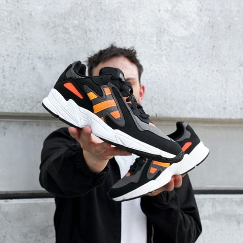 adidas Originals Yung-96 Chasm Herren Sneaker (41 1/3 bis 48) für 43,94 € inkl. Versand