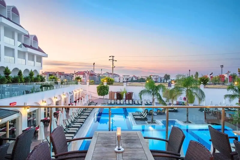 SIDE All Inclusive 🏖️ 8 Tage im April 5 * Side Crown Serenity mit All Inclusive, Flug & Transfer ab 379 € p.P.