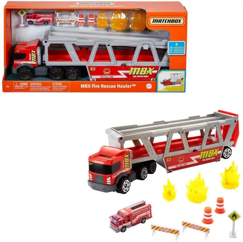 Matchbox Construction Hauler mit 1 Feuerwehrfahrzeug und 8 Zubehörteilen für 13,68 € [Prime] statt 18,63 €