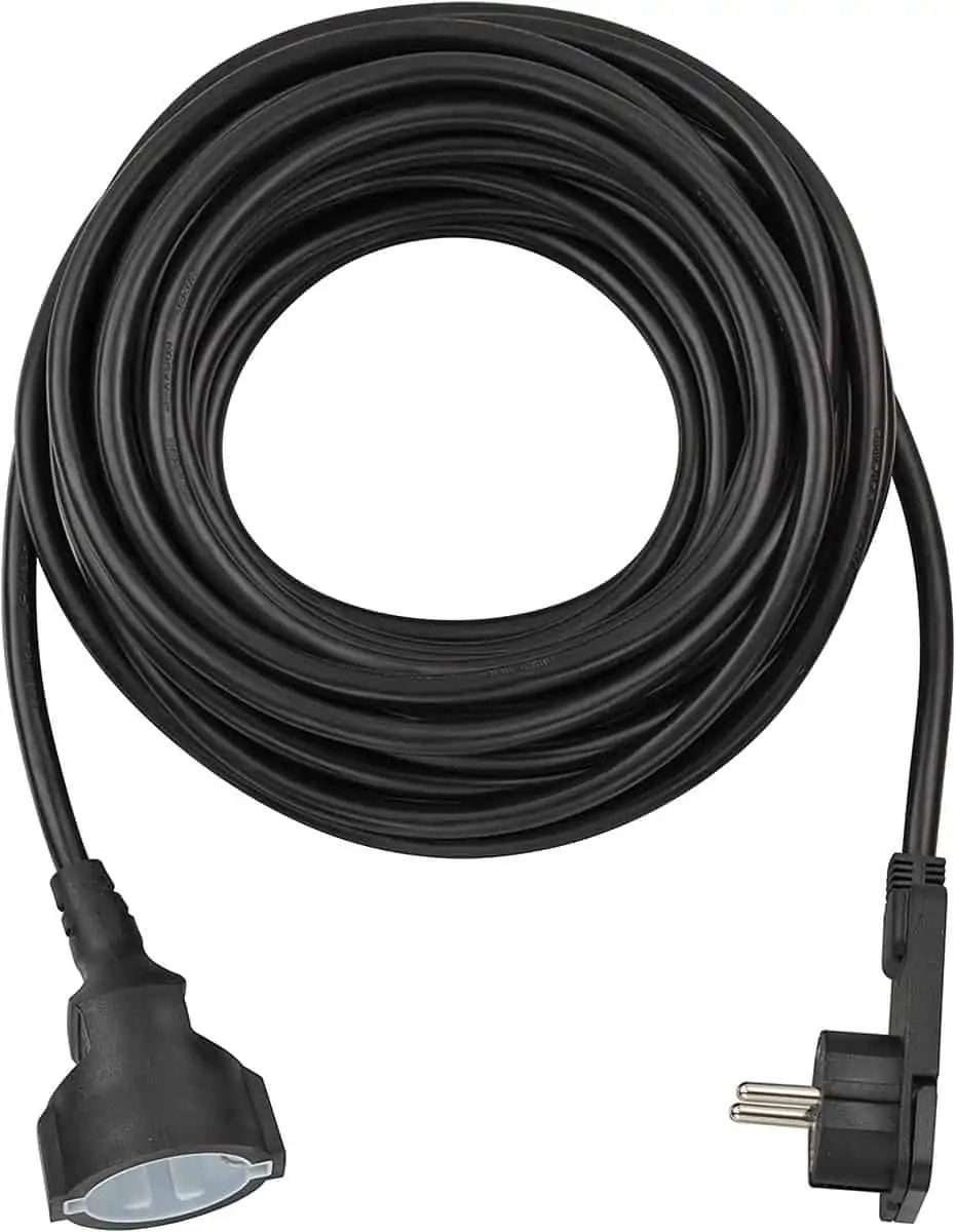 10 Meter Brennenstuhl Verlängerungskabel mit Winkel-Flachstecker (IP20, schwarz) für 11,48 € [Prime] statt 16,33 €
