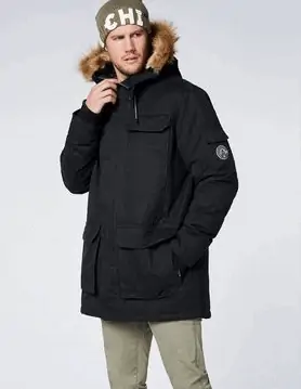 Chiemsee Parka „Famara“ in Schwarz ( Gr. S bis XL) für 50,49 € inkl. Versand (statt 132,00 € )