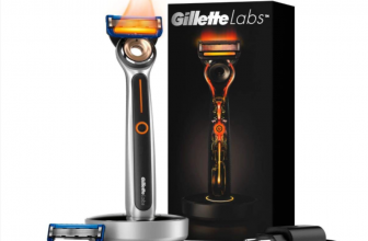 Gillette Labs Heated Razor Nassrasierer Herren Rasierer 2 Rasierklingen Ladestation beheizbar Amazon de Drogerie Koerperpflege