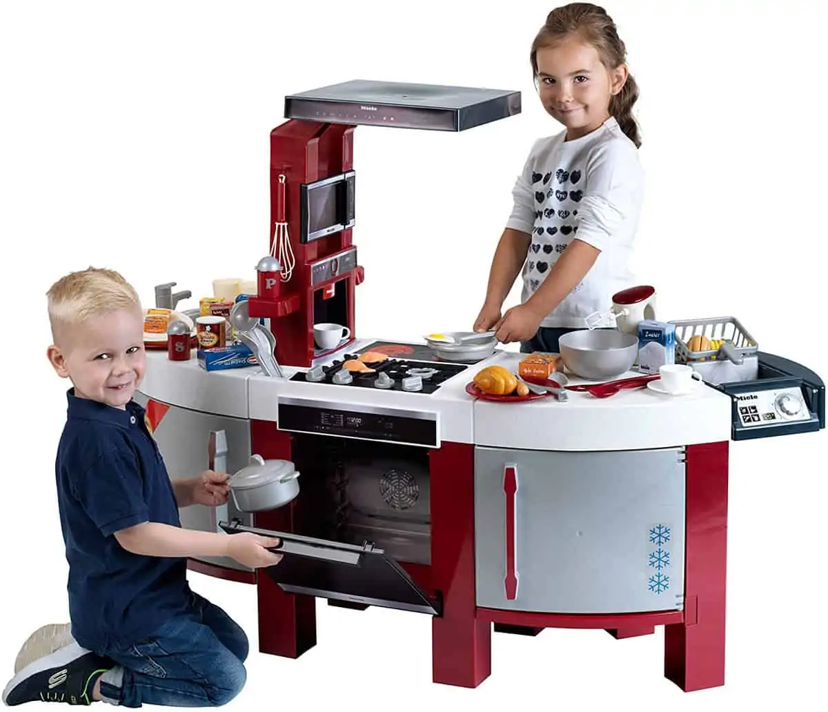 Theo Klein Miele Küche Star für 89,99 € inkl. Versand statt 104,94 €