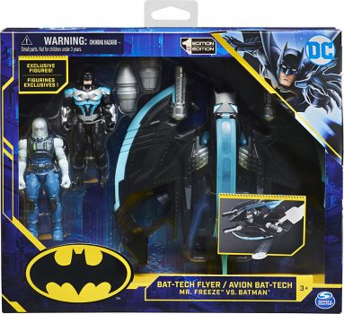 Batman Bat Tech Flyer mit Actionfiguren von Batman und Mr. Freeze e1637574065331