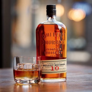 Bulleit Bourbon Frontier Whiskey 10 Jahre e1640632046993