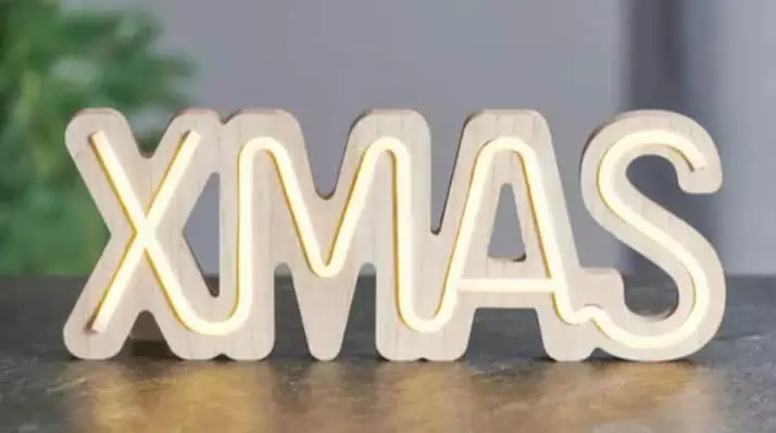 mömax: 50% Rabatt auf Weihnachtsartikel (Deko)