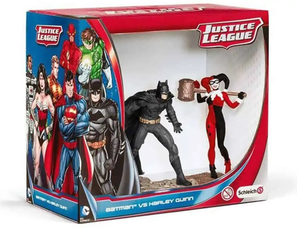 Schleich (22514) – Scenery Pack Batman vs. Harley Quinn – Figuren für 12,11 € [Prime] statt 18,59 €