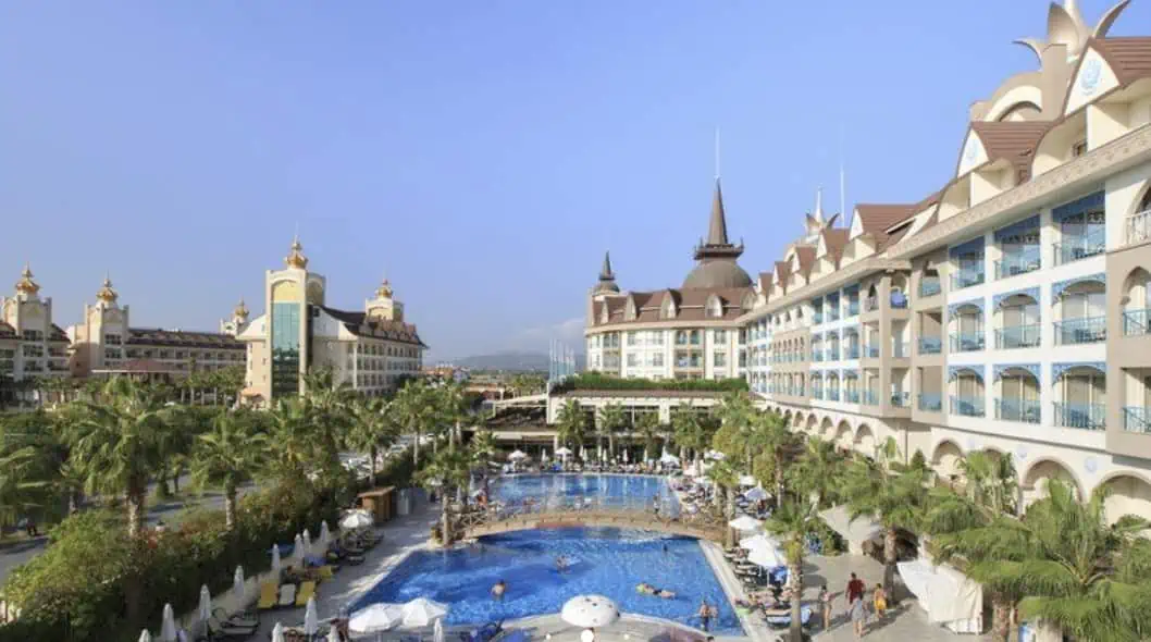 Last Minute 7 Tage Türkei (Side) ☀️ im 5* Side Crown Palace All Incl. + Flüge & Transfers ab 295 € p.P.