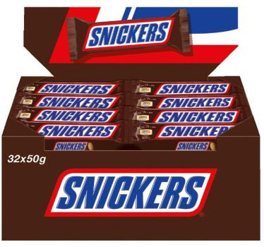 Snickers Schokoriegel Erdnuesse Karamell 32 Riegel in einer Box 32 x 50 g Amazon de Lebensmittel Getraenke