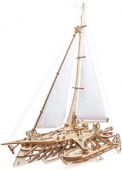 UGEARS 3D Puzzle Trimaran Merihobus Schiff e1641575213186