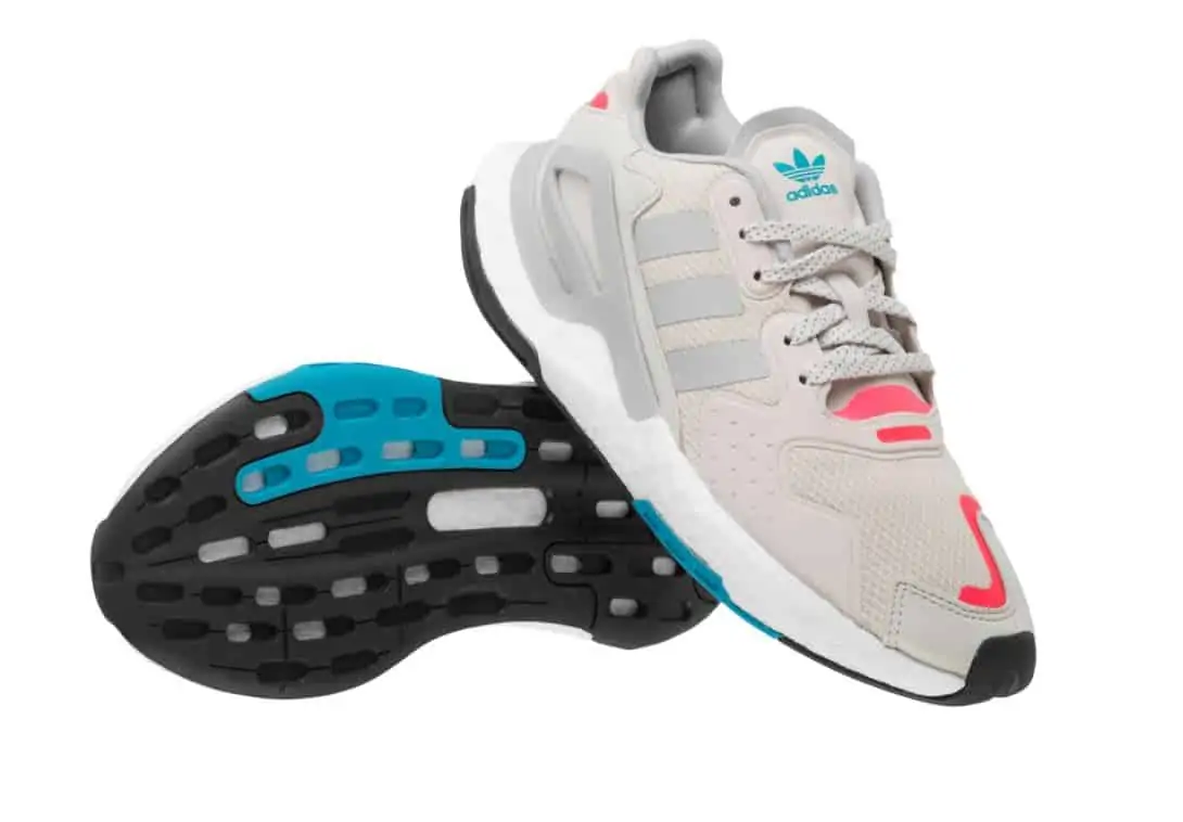 adidas Originals Day Jogger BOOST Damen Sneaker (Gr. 36 bis 40) für 59,99 € inkl. Versand statt 101,48 €
