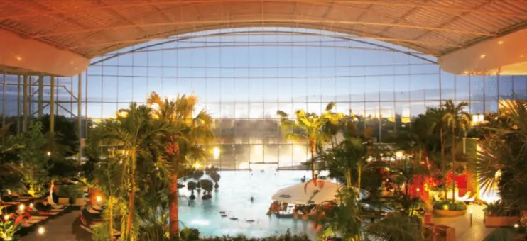 Therme Erding Gutschein: Hotel, Frühstück & Eintritt in die Therme (Freier Eintritt für Kinder bis 3 Jahre) ab 84,00 € pro Person