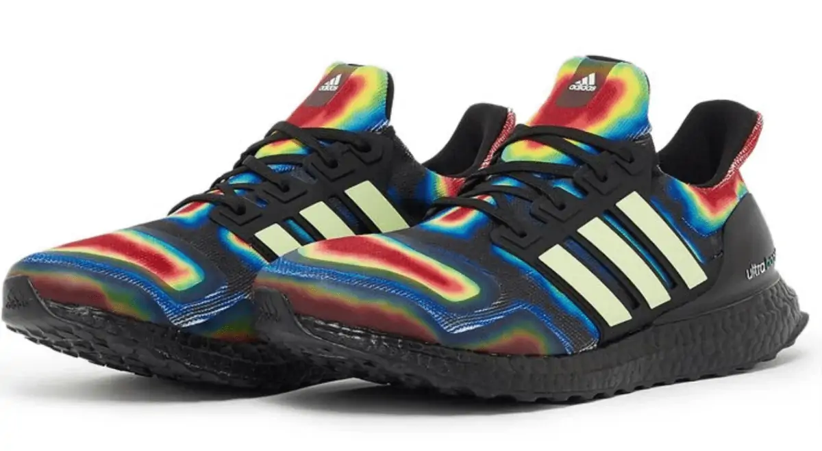 adidas Consortium Ultraboost BM für 92,92 inkl. Versand (statt 180,00 € )