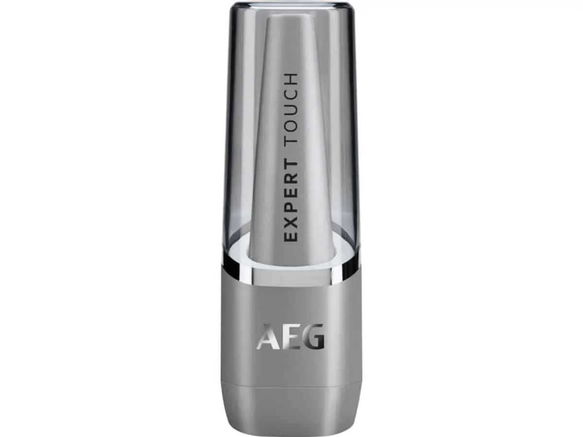 AEG Fleckenentfernerstift mit Ultraschall für 28,90 € inkl. Versand statt 71,95 €