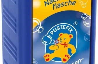 Eine blaue Plastikflasche mit rotem Deckel und gelbem Etikett, auf dem ein gelber Bär abgebildet ist.