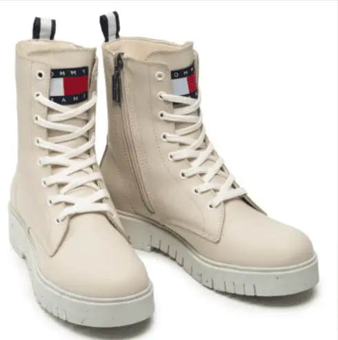 Tommy Jeans Stiefelette Yvonne (Gr. 36 bis 41) für 124,60 € inkl. Versand (statt 159,00 €)