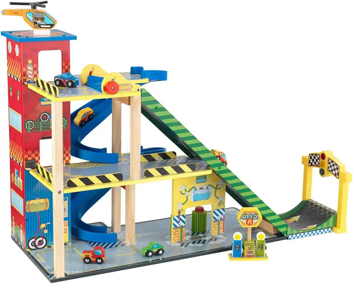 KidKraft 63267 Rennwagen Rennbahn-Set Mit Rampe aus Holz für 66,70 € inkl. Versand statt 97,94 €