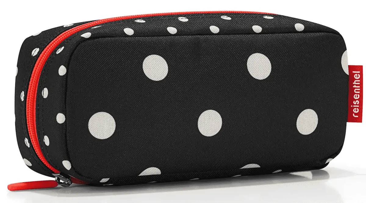 Reisenthel multicase Kosmetiktasche schwarz für 5,99 € inkl. Prime-Versand (statt 17,66 €)