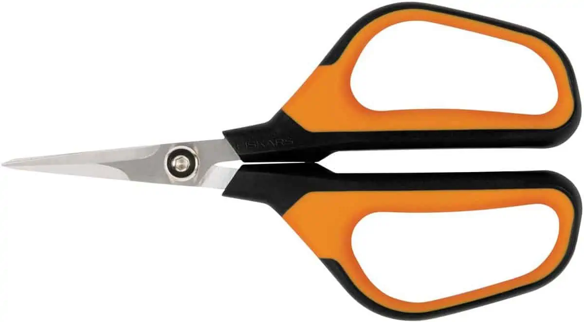 Fiskars Universalgartenschere SP15 für 8,40 € [Prime] statt 12,68 €