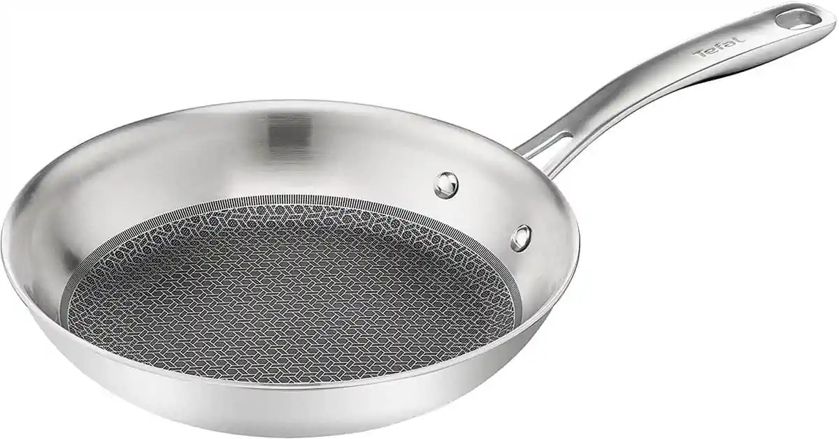 Tefal E49704 Eternal Mesh Bratpfanne (24 cm, mit kratzfester Mesh Beschichtung) für 33,60 € inkl. Versand statt 52,56 €