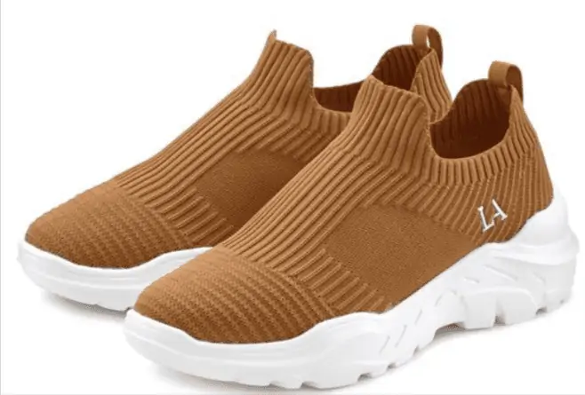 Lascana Damen Sneaker Slip On (Gr. 36 bis 42) für 38,94 € inkl. Versand (statt 50,94 €)