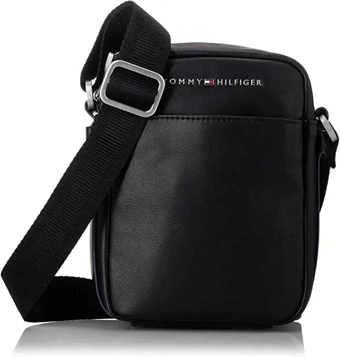 Tommy Hilfiger TH City Mini Reportertasche für 41,99 € inkl. Versand statt 57,54 €