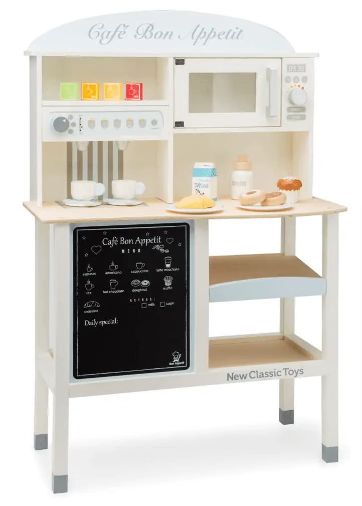 New Classic Toys 11070 Café-Bon Appetit für 32,08 € inkl. Prime-Versand (statt 69,90 €)