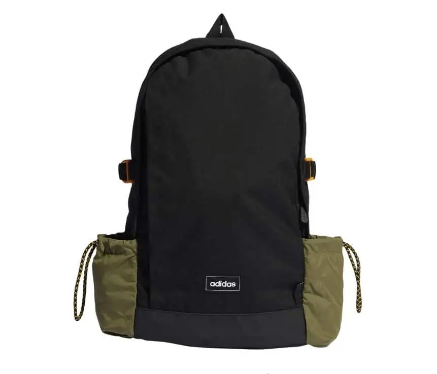 adidas Street Classic Rucksack (19,5 Liter, Maße 46cm x 26cm x 14,5cm) für 22,98 € inkl. Versand statt 29,91 €