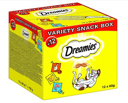 Dreamies Katzensnacks in einer Snack Box mit verschiedenen Geschmacksrichtungen Huhn Käse Lachs