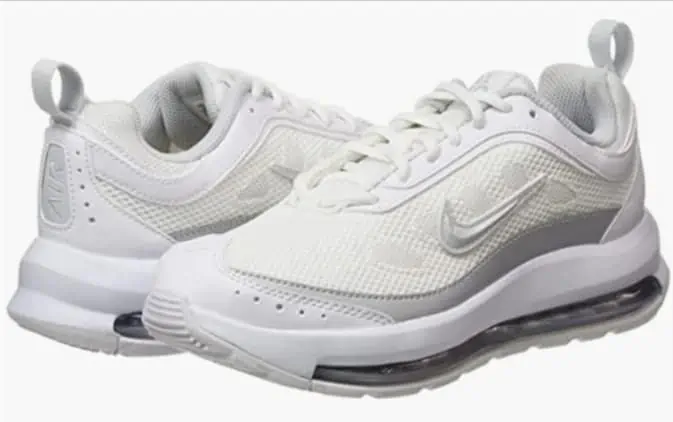 Nike Air Max AP Damen Sneaker in Weiß (Gr. 35,5 bis 42,5) für 58,46 € inkl. Versand