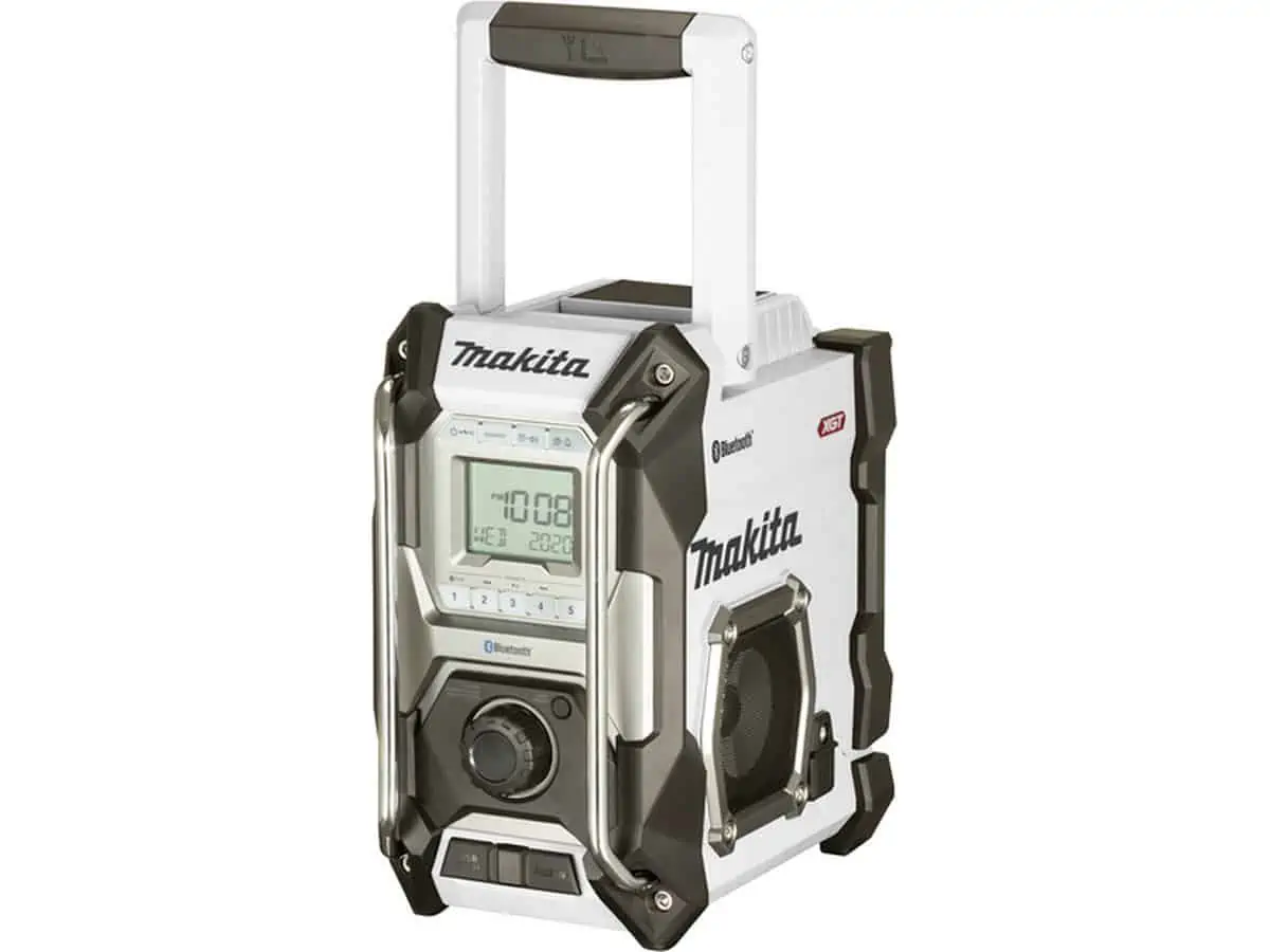 Makita MR002GZ Baustellenradio mit Bluetooth für 118,90 € inkl. Versand statt 169,34 €