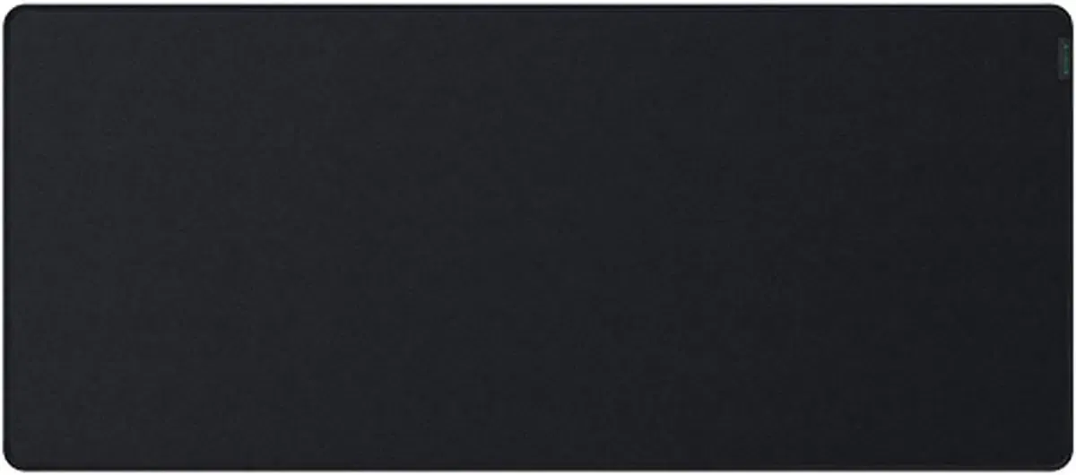 Razer Strider XXL Mauspad (mit weicher Unterseite und Oberseite) für 32,90 € inkl. Versand statt 52,51 €