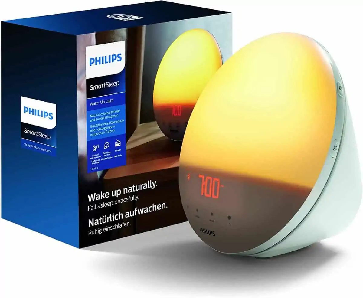 Philips HF3519/01 Wake-up Light (Sonnenaufgangfunktion, Digitales Fm Radio, Tageslichtwecker) für 99,99 € inkl. Versand (statt 121,90 €)