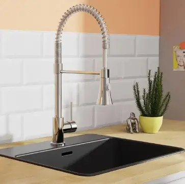 Schütte Küchenarmatur mit 360° Schwenkbereich für 44,94 € inkl. Versand statt 69,99 €