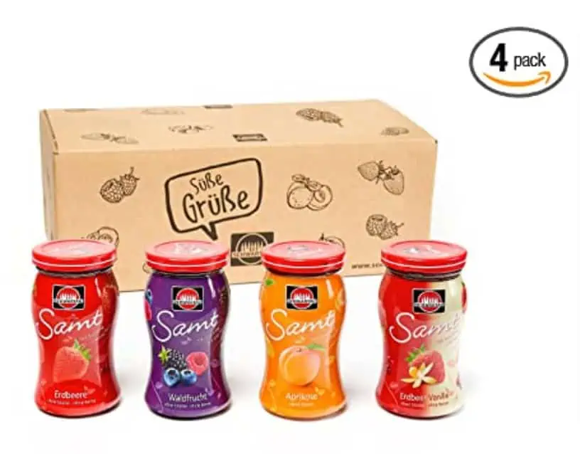 Schwartau Samt Probierset, ohne Stücke und ohne Kerne, Fruchtaufstrich Bestseller-Paket (Erdbeere, Erdbeer-Vanille, Aprikose, Waldfrucht), 4 x 270g Glas ab 6,99 € inkl. Prime-Versand (statt 9,99 €)